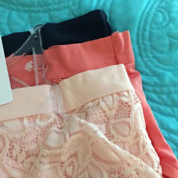 NWT Adrienne Vittadini 3 Pack Plus Size panties - Picture 3 of 5